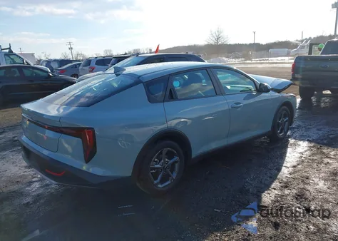 2025 Kia K4 Lxs z USA, uszkodzony, nr VIN 3KPFT4DE5SE063023